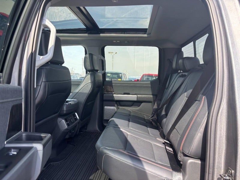 2023 Ford F-150 LARIAT 4WD SuperCrew 5.5' Box