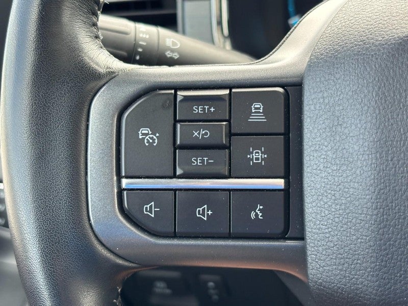 2022 Ford F-150 LARIAT 4WD SuperCrew 5.5' Box