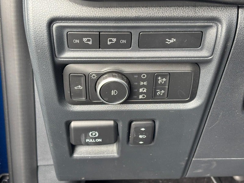 2022 Ford F-150 4WD SuperCrew Box