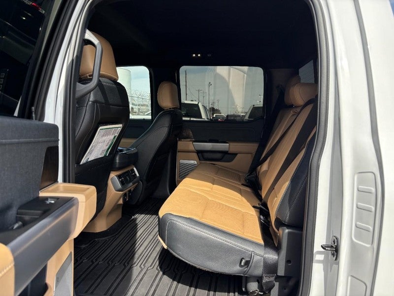 2022 Ford F-150 LARIAT 4WD SuperCrew 5.5' Box