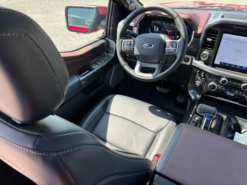 2023 Ford F-150 LARIAT 4WD SuperCrew 5.5' Box