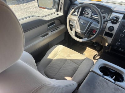 2010 Ford F-150 4WD SuperCrew 145" XLT