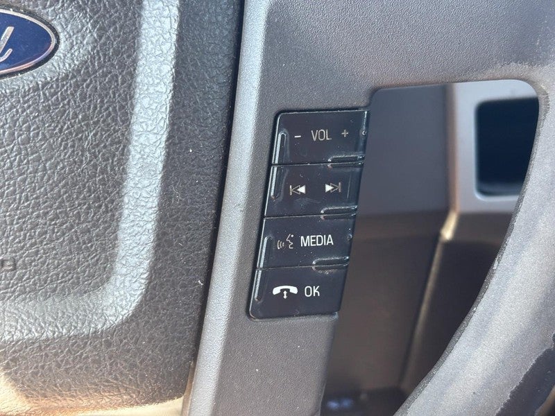 2010 Ford F-150 4WD SuperCrew 145" XLT