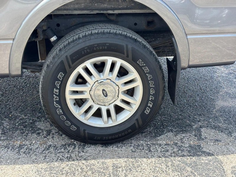 2014 Ford F-150 4WD SuperCab 145" Lariat