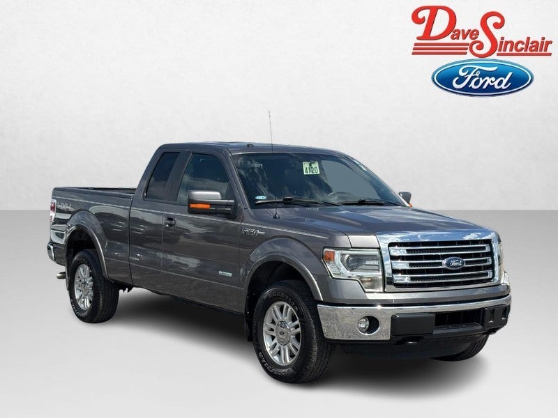 2014 Ford F-150 4WD SuperCab 145" Lariat