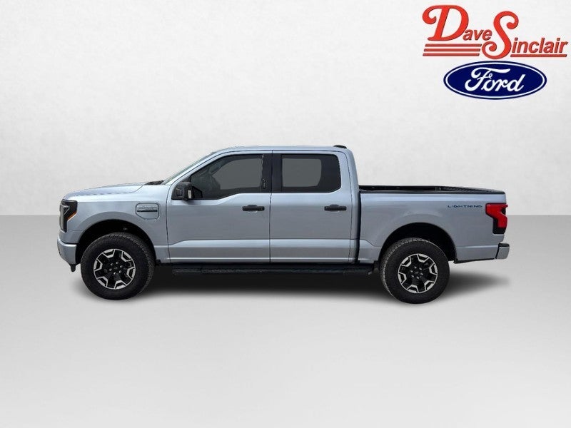 2022 Ford F-150 Lightning XLT 4WD SuperCrew 5.5' Box