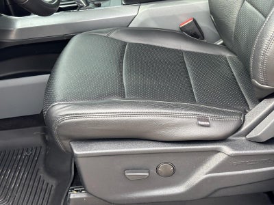 2022 Ford F-150 Lightning XLT 4WD SuperCrew 5.5' Box