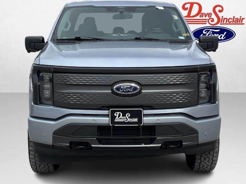 2022 Ford F-150 Lightning XLT 4WD SuperCrew 5.5' Box