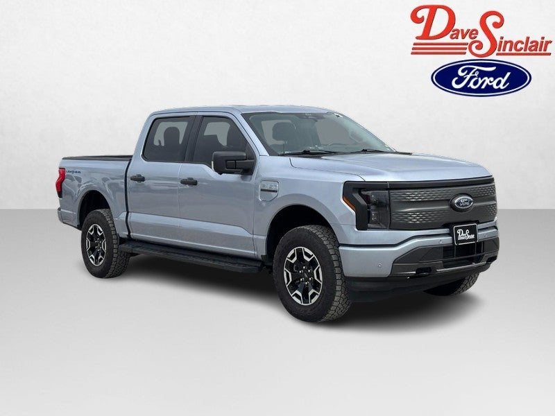 2022 Ford F-150 Lightning XLT 4WD SuperCrew 5.5' Box