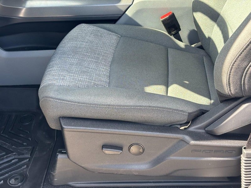 2023 Ford F-150 Lightning XLT 4WD SuperCrew 5.5' Box