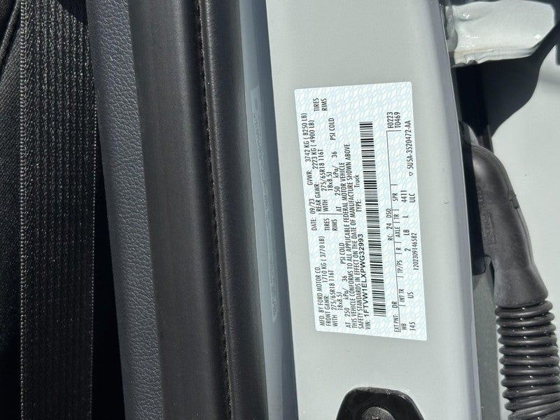 2023 Ford F-150 Lightning XLT 4WD SuperCrew 5.5' Box