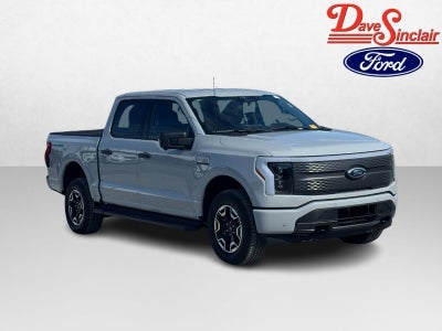 2023 Ford F-150 Lightning XLT 4WD SuperCrew 5.5' Box