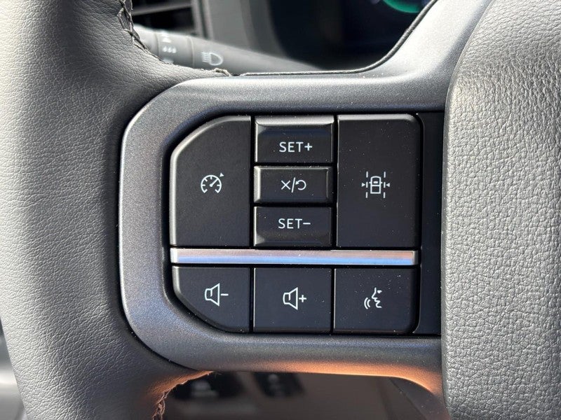 2025 Ford F-150 Lightning XLT 4WD SuperCrew 5.5' Box