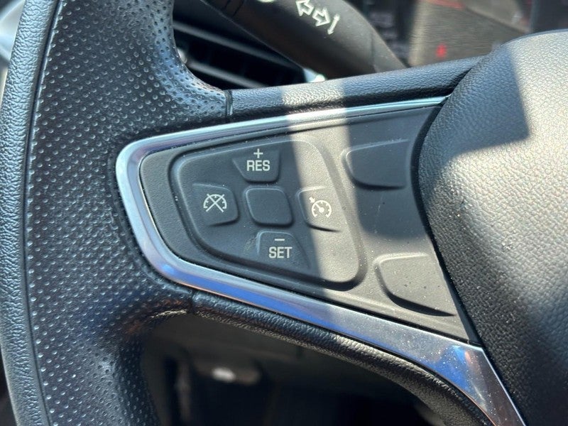 2022 Chevrolet Malibu 4dr Sdn LT