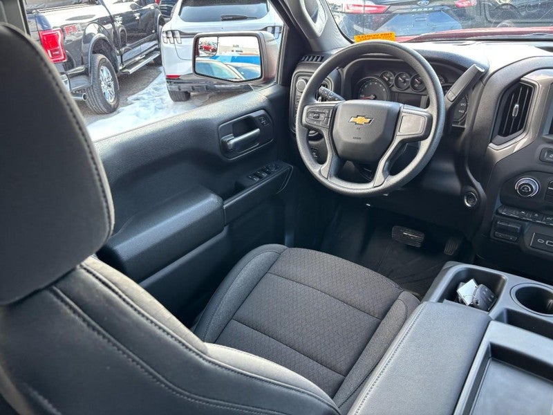 2026 Chevrolet Silverado 1500 4WD Crew Cab 147" Custom