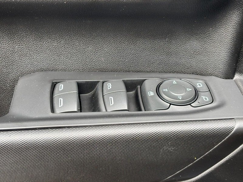 2021 Chevrolet Silverado 1500 4WD Crew Cab 147" Custom Trail Boss