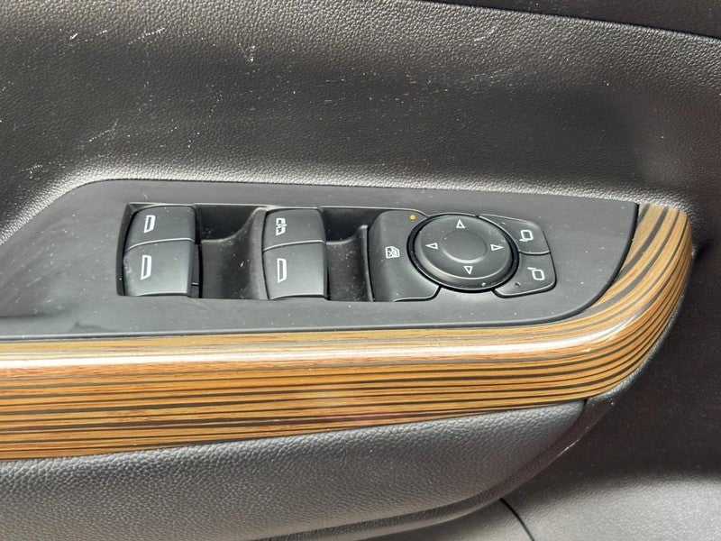 2023 GMC Acadia FWD 4dr SLE