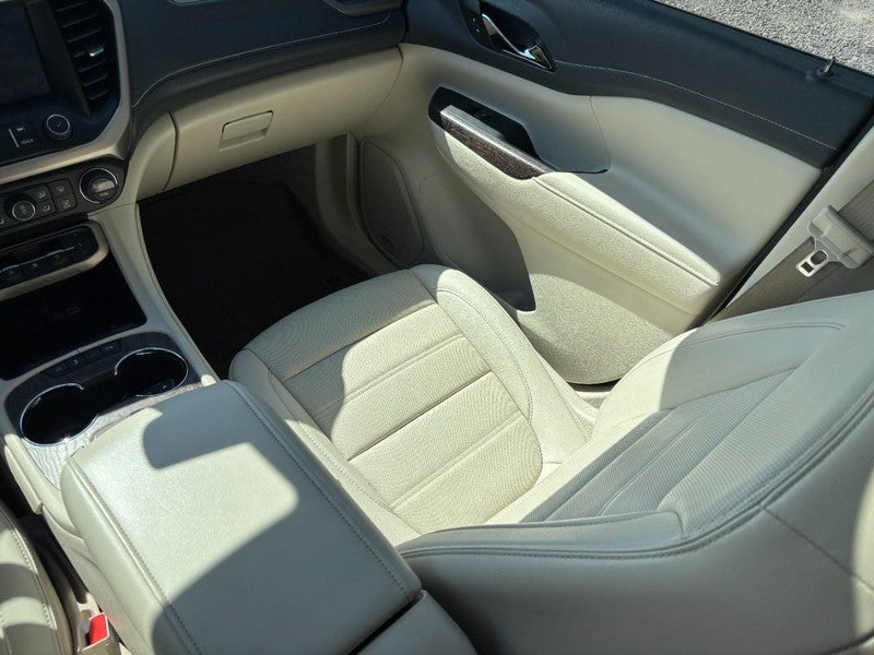 2023 GMC Acadia AWD 4dr Denali