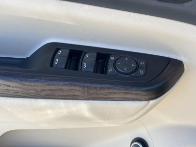 2023 GMC Acadia AWD 4dr Denali