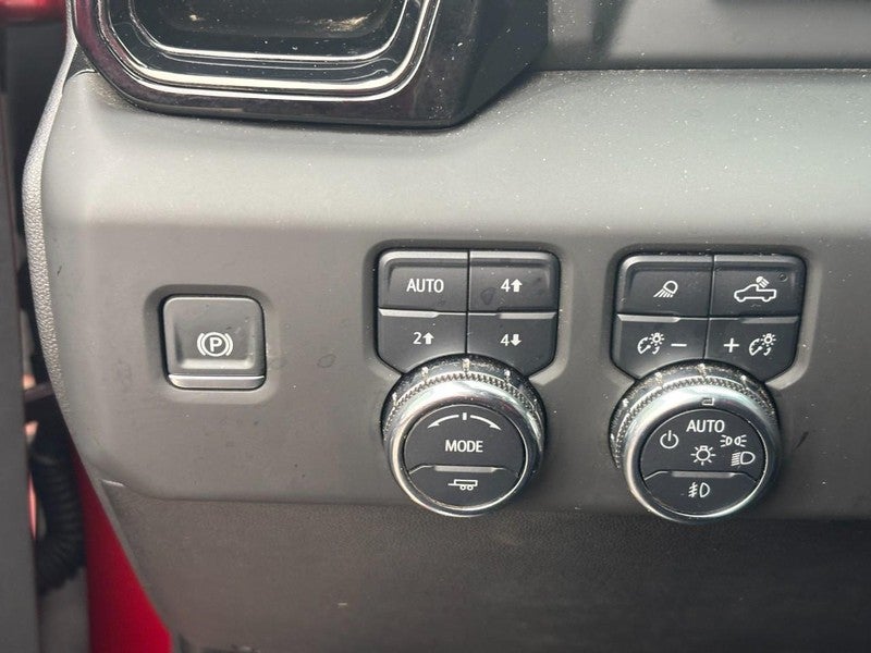 2025 GMC Sierra 2500HD 4WD Crew Cab 159" AT4X