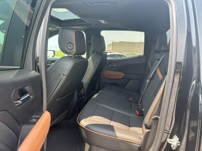 2025 GMC Canyon 4WD Crew Cab AT4