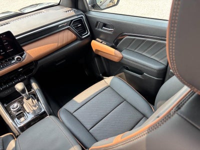 2025 GMC Canyon 4WD Crew Cab AT4