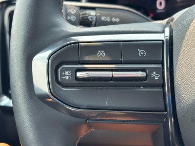 2025 GMC Canyon 4WD Crew Cab AT4