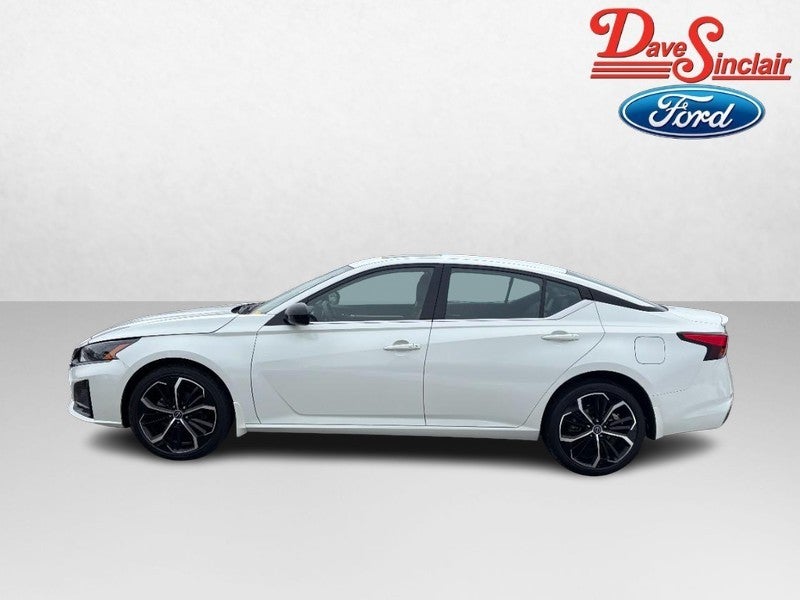 2023 Nissan Altima 2.5 SR AWD Sedan