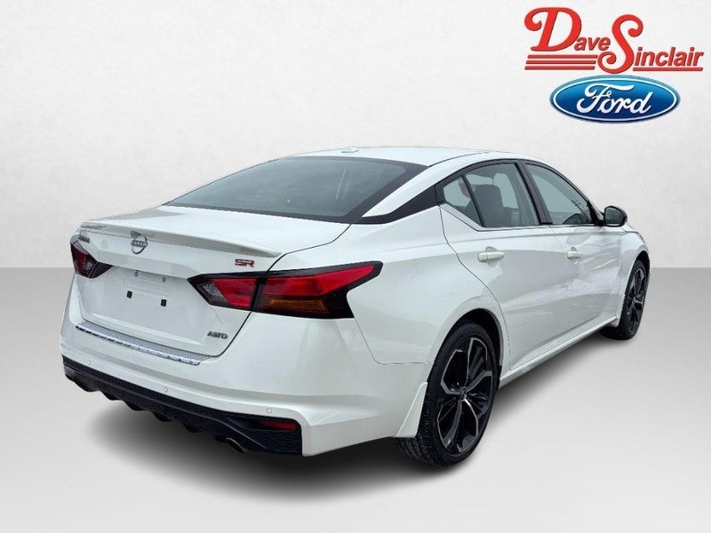 2023 Nissan Altima 2.5 SR AWD Sedan