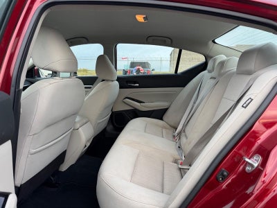 2021 Nissan Altima 2.5 SV Sedan