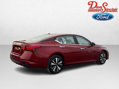 2021 Nissan Altima 2.5 SV Sedan