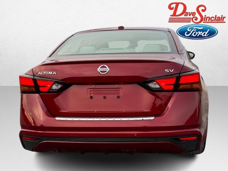 2021 Nissan Altima 2.5 SV Sedan