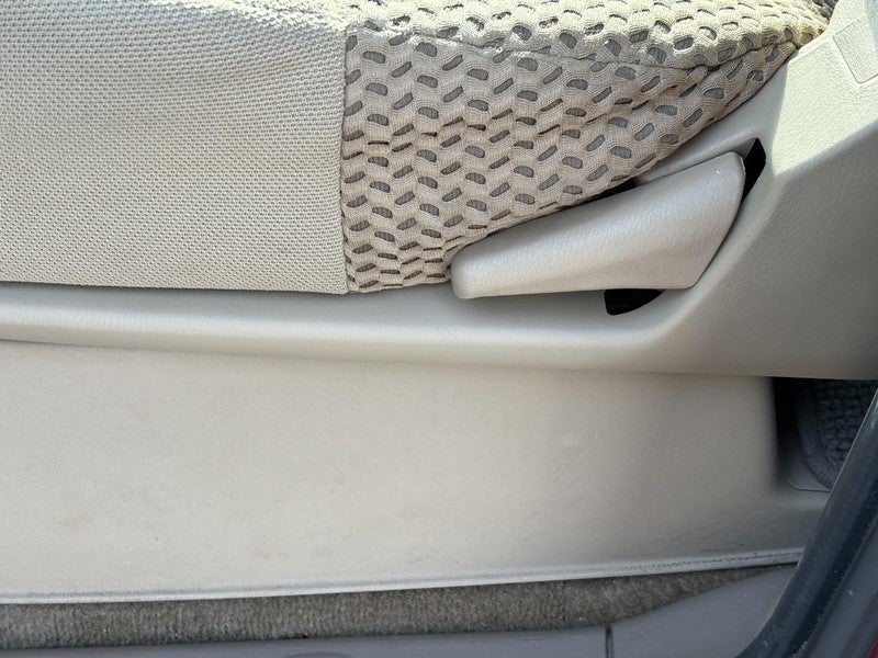 2012 Nissan Frontier 2WD King Cab I4 Auto SV