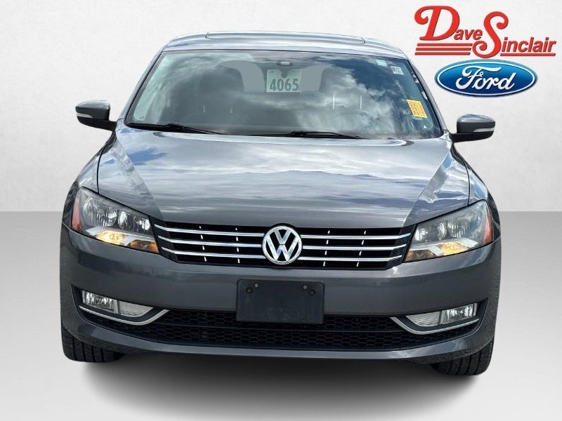 2014 Volkswagen Passat 4dr Sdn 2.0L DSG TDI SEL Premium