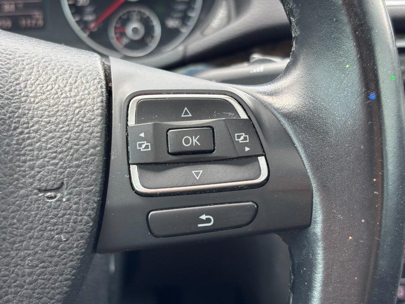 2014 Volkswagen Passat 4dr Sdn 2.0L DSG TDI SEL Premium