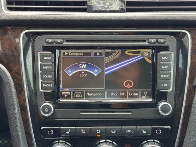 2014 Volkswagen Passat 4dr Sdn 2.0L DSG TDI SEL Premium