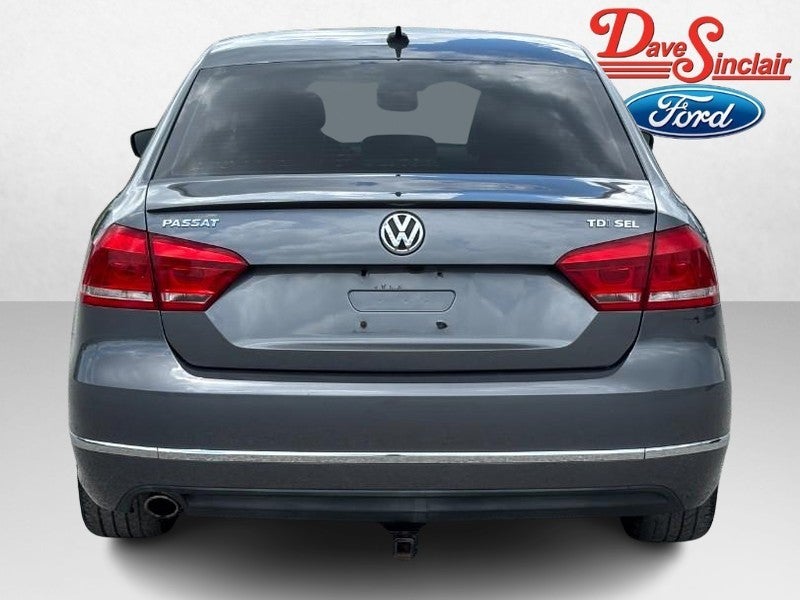 2014 Volkswagen Passat 4dr Sdn 2.0L DSG TDI SEL Premium