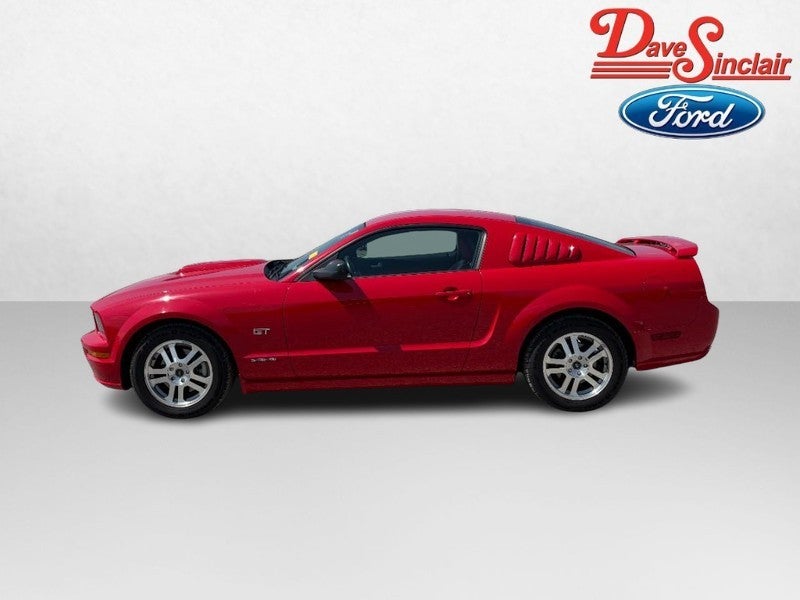 2005 Ford Mustang 2dr Cpe GT Deluxe