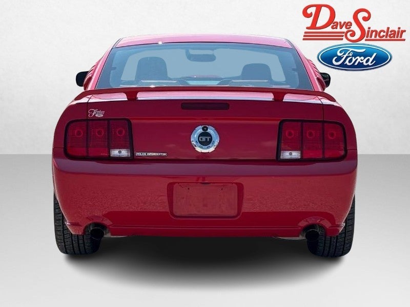 2005 Ford Mustang 2dr Cpe GT Deluxe