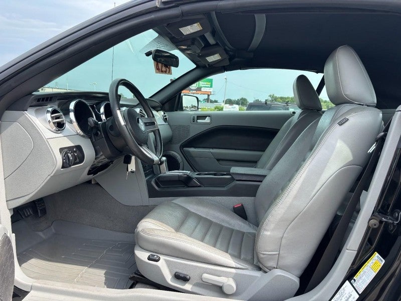 2008 Ford Mustang 2dr Conv GT Deluxe