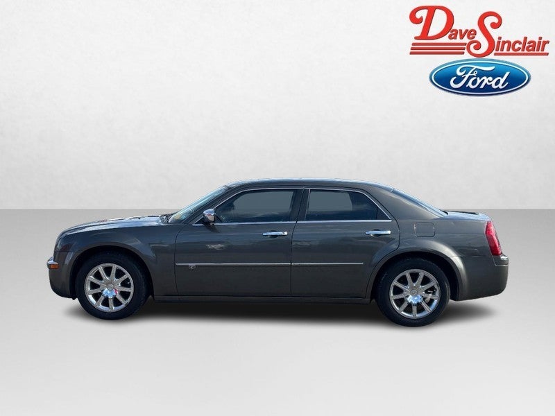 2010 Chrysler 300 4dr Sdn 300C Hemi RWD