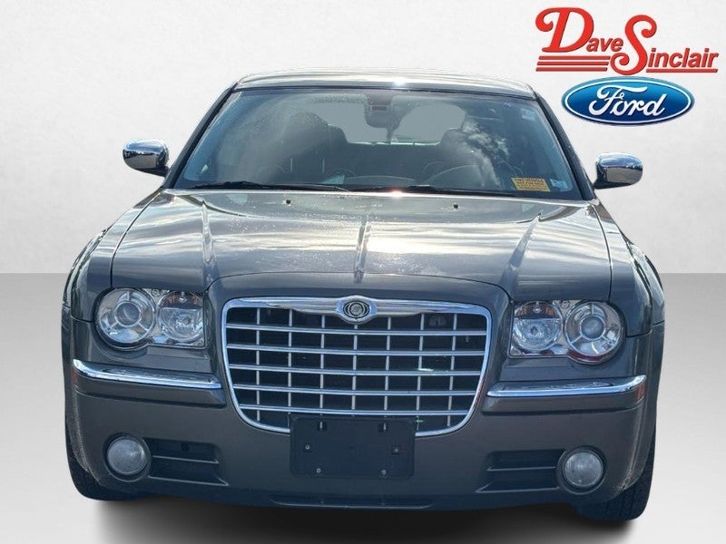 2010 Chrysler 300 4dr Sdn 300C Hemi RWD