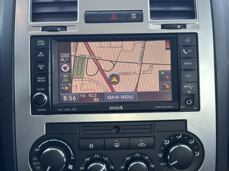 2010 Chrysler 300 4dr Sdn 300C Hemi RWD