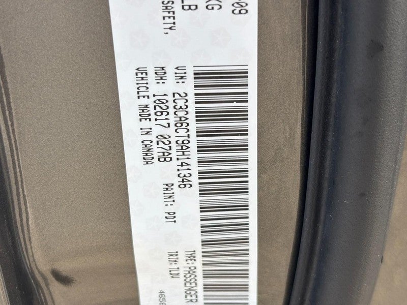 2010 Chrysler 300 4dr Sdn 300C Hemi RWD