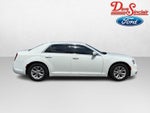 2023 Chrysler 300 Touring RWD