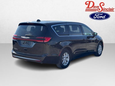 2024 Chrysler Pacifica Touring L FWD