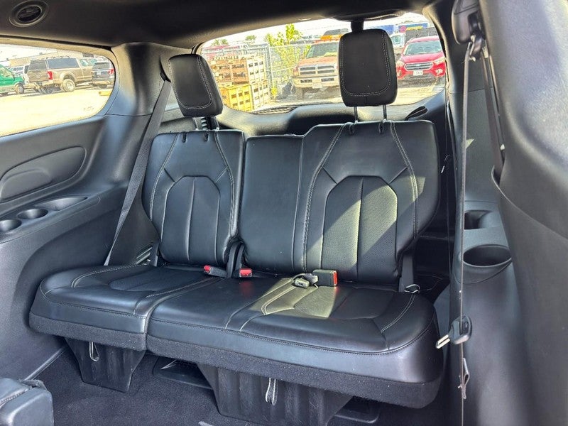 2025 Chrysler Pacifica Select FWD