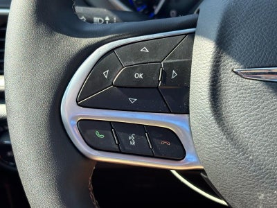 2025 Chrysler Pacifica Select FWD
