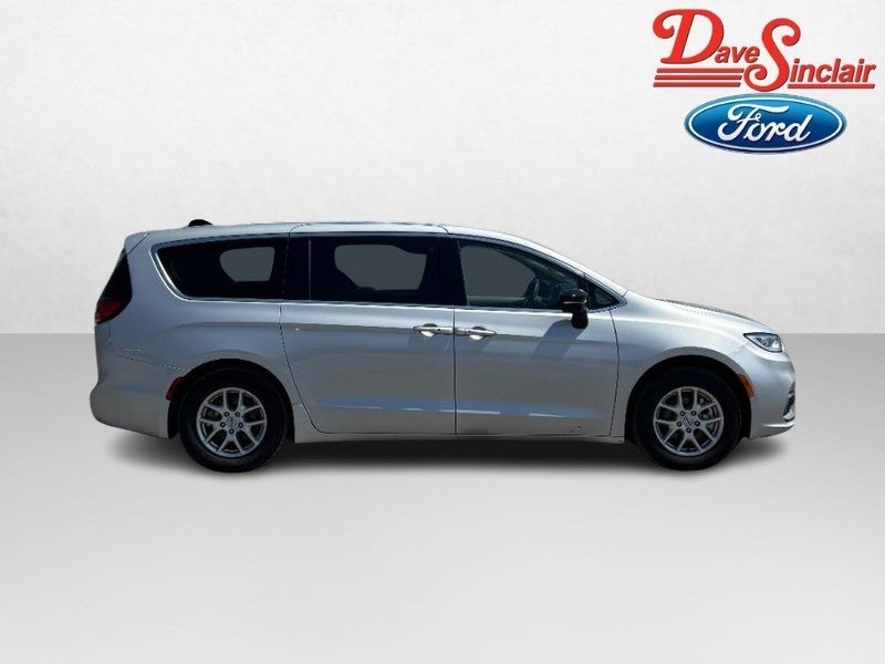 2024 Chrysler Pacifica Touring L FWD