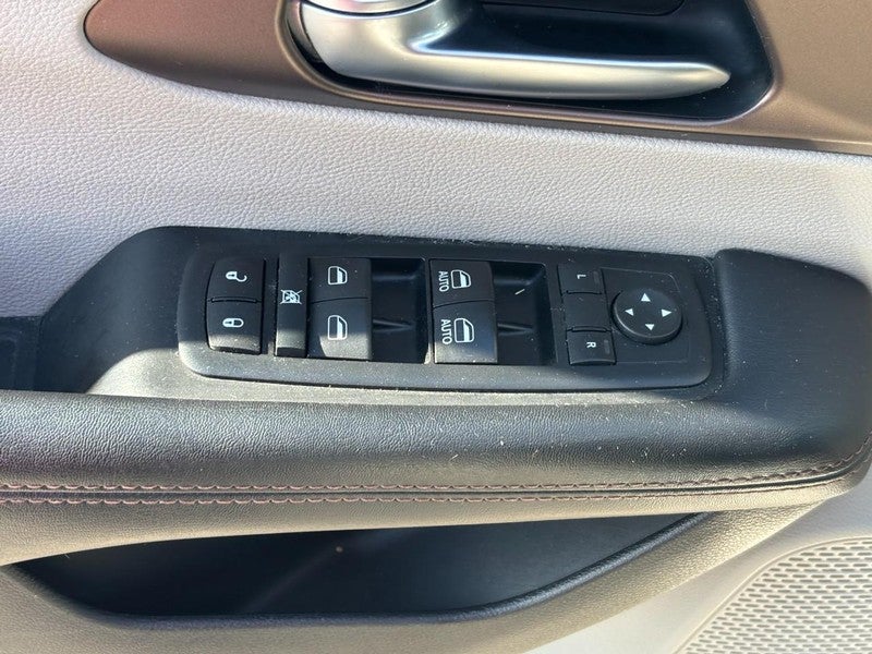 2017 Chrysler Pacifica Touring-L FWD